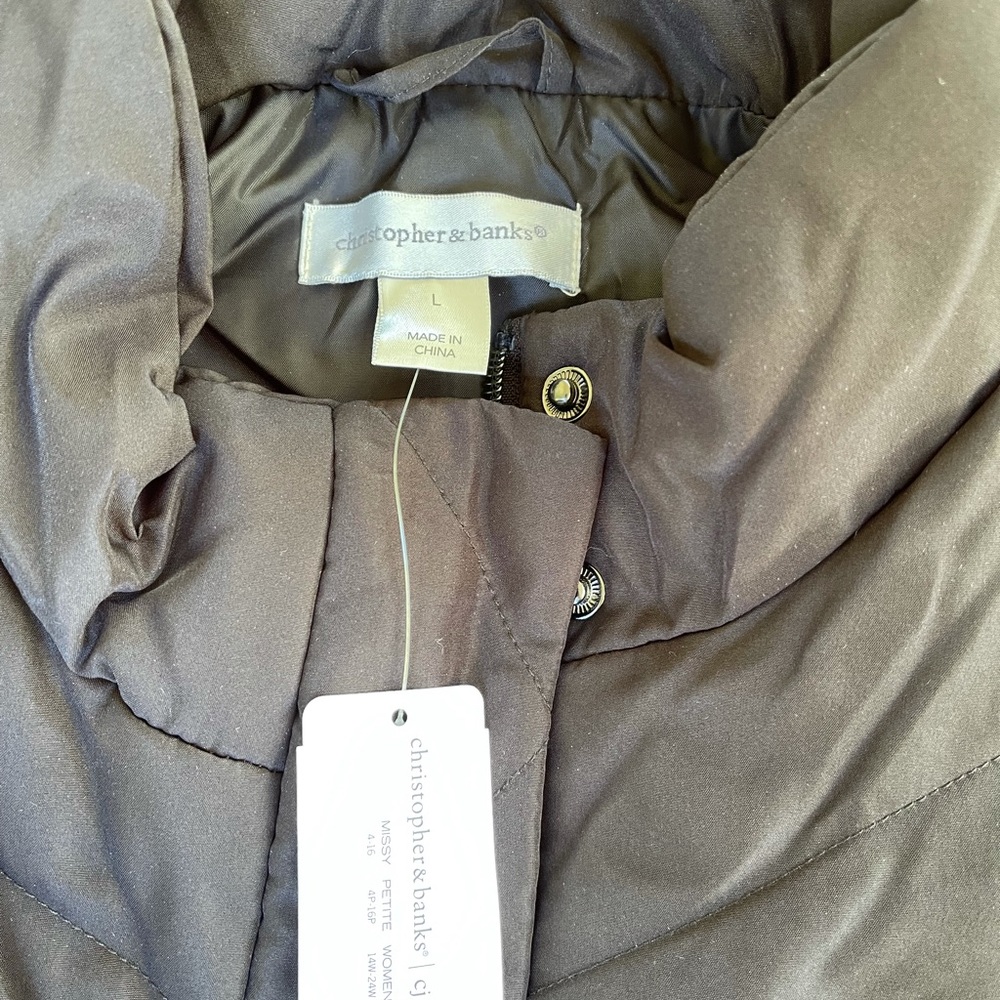 Vest - Picture 10 of 10